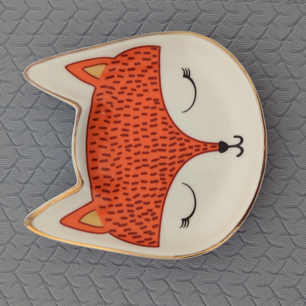 Glass fox jewelry holder